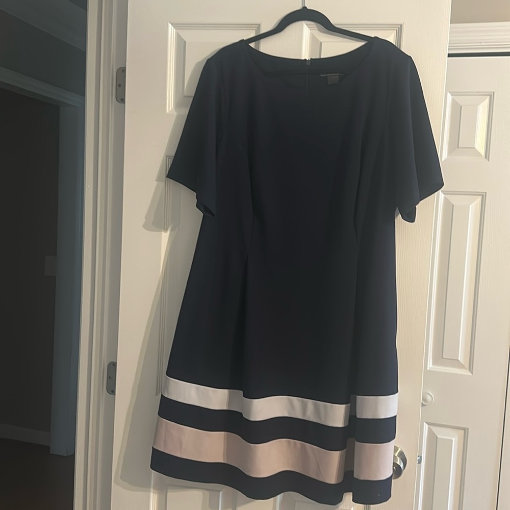 Slightly used Jessica Howard size 22W